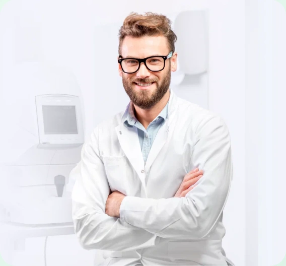 Profesional de salud bucal en su consultorio